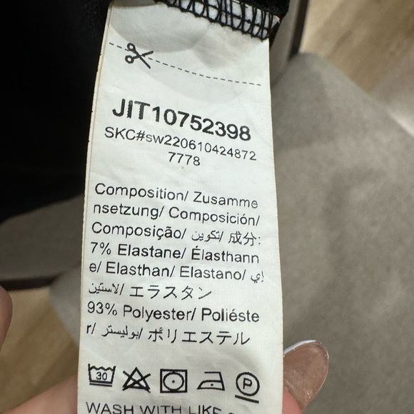 Deep v bodysuit - Picture 4 of 4